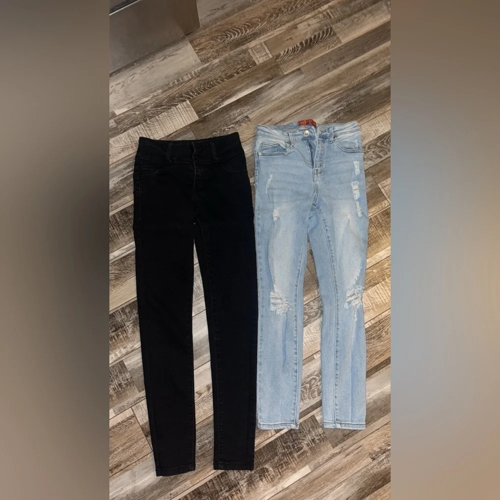 Size 1 jeans - Picture 2 of 6
